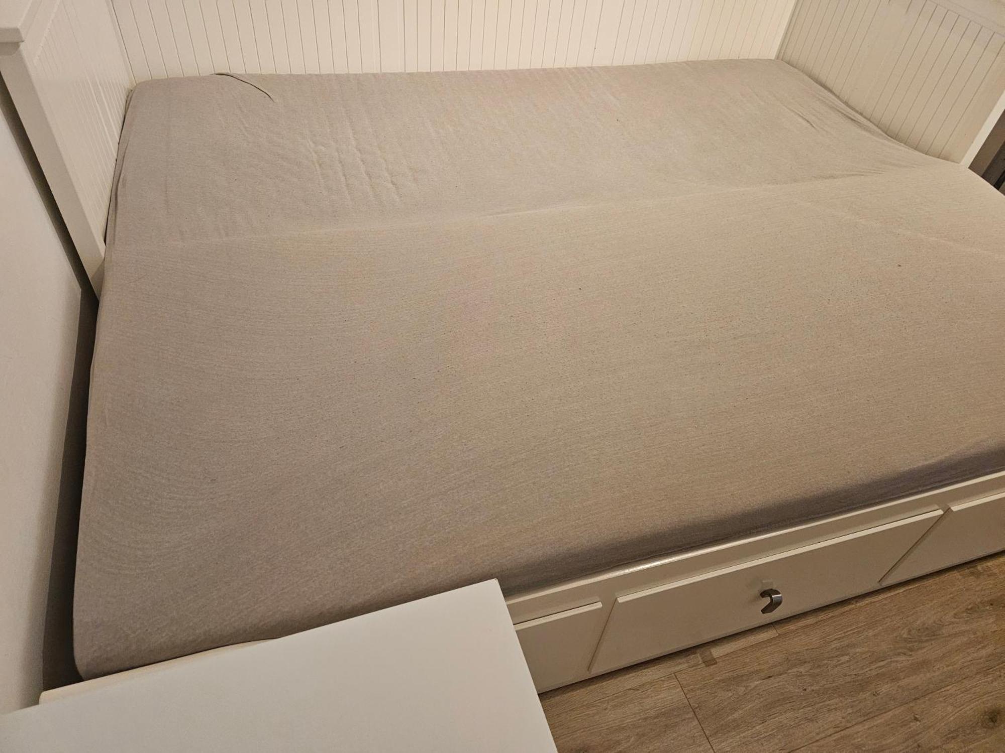 Huge Apartment Next To Train Station Close To The City Center Bratislava Ngoại thất bức ảnh