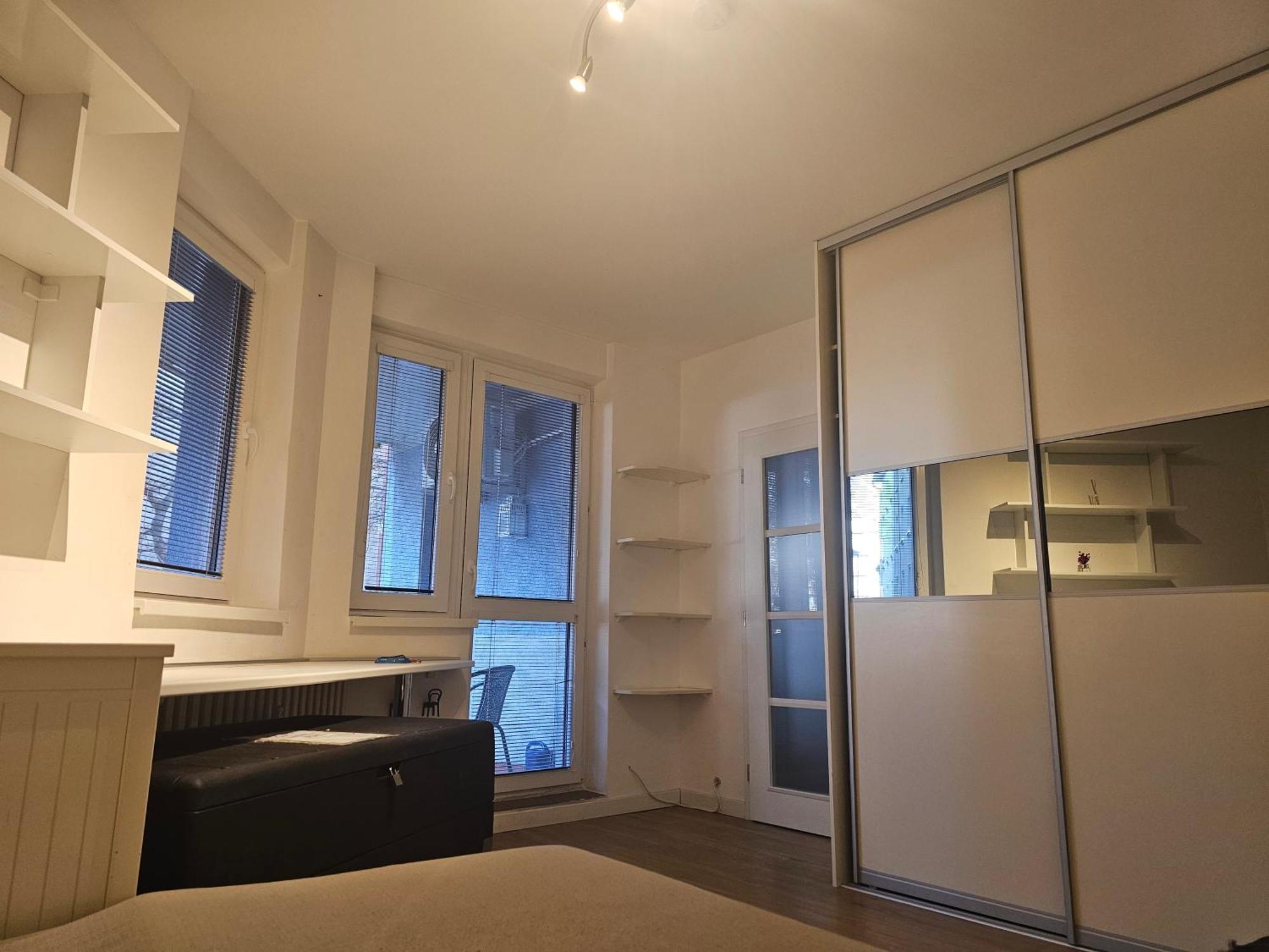 Huge Apartment Next To Train Station Close To The City Center Bratislava Ngoại thất bức ảnh